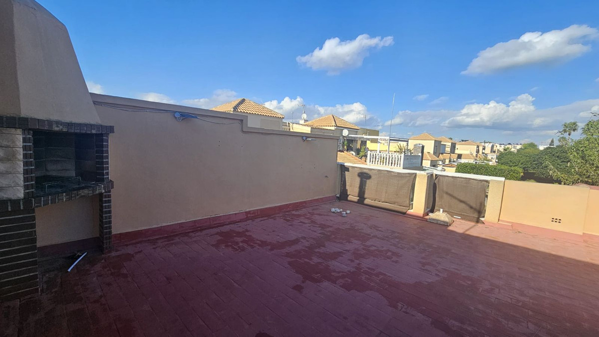 2 Bed Townhouse for sale in Torrevieja Costa Blanca, Alicante, Spain