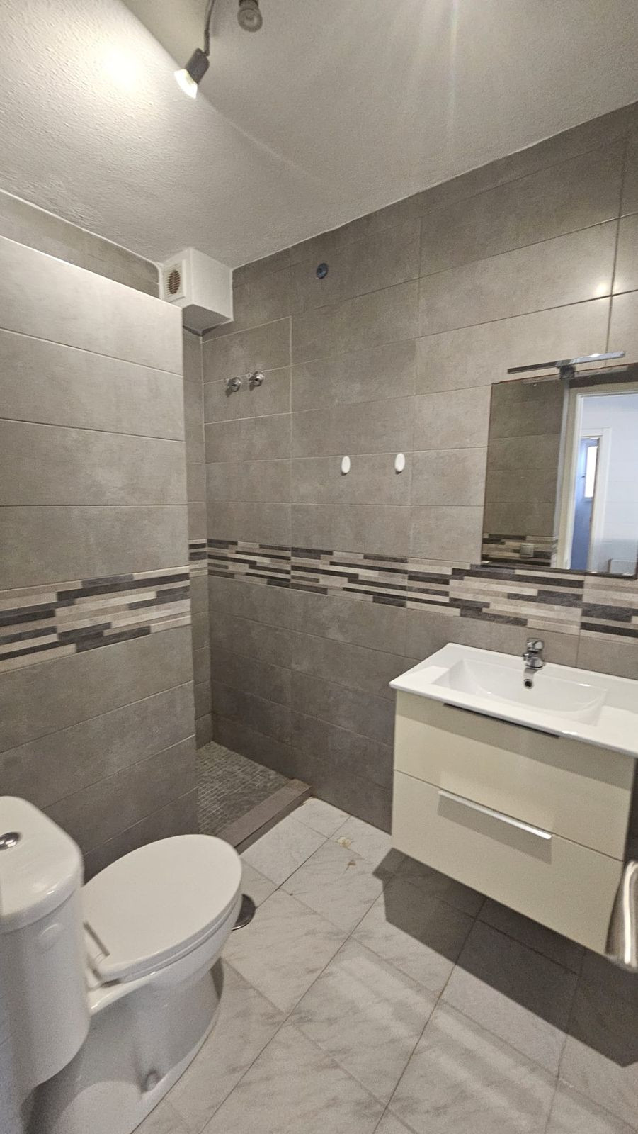 2 Bed Townhouse for sale in Torrevieja Costa Blanca, Alicante, Spain