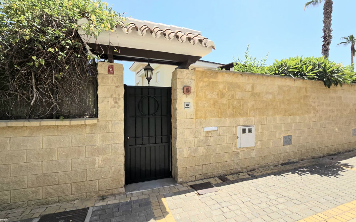 5 Bed Townhouse for sale in La Cala Hills Costa Del Sol, Málaga, Spain