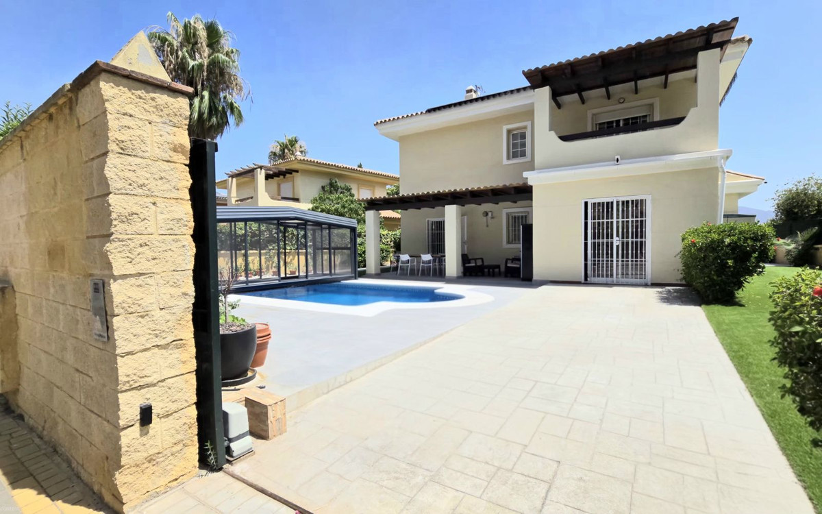 5 Bed Townhouse for sale in La Cala Hills Costa Del Sol, Málaga, Spain