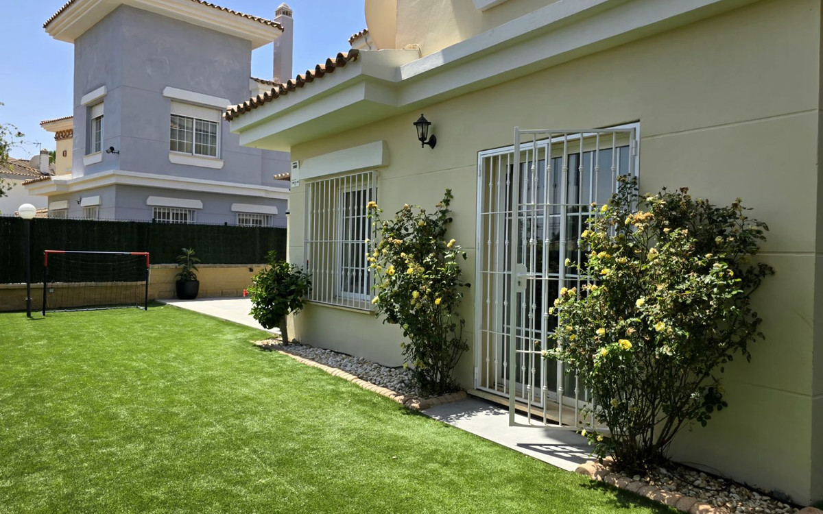 5 Bed Townhouse for sale in La Cala Hills Costa Del Sol, Málaga, Spain