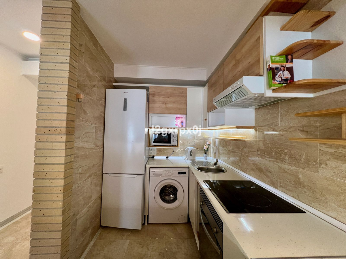 15 Bed Commercial unit for sale in Las Lagunas Costa Del Sol, Málaga, Spain