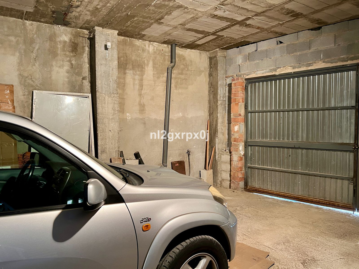 15 Bed Commercial unit for sale in Las Lagunas Costa Del Sol, Málaga, Spain