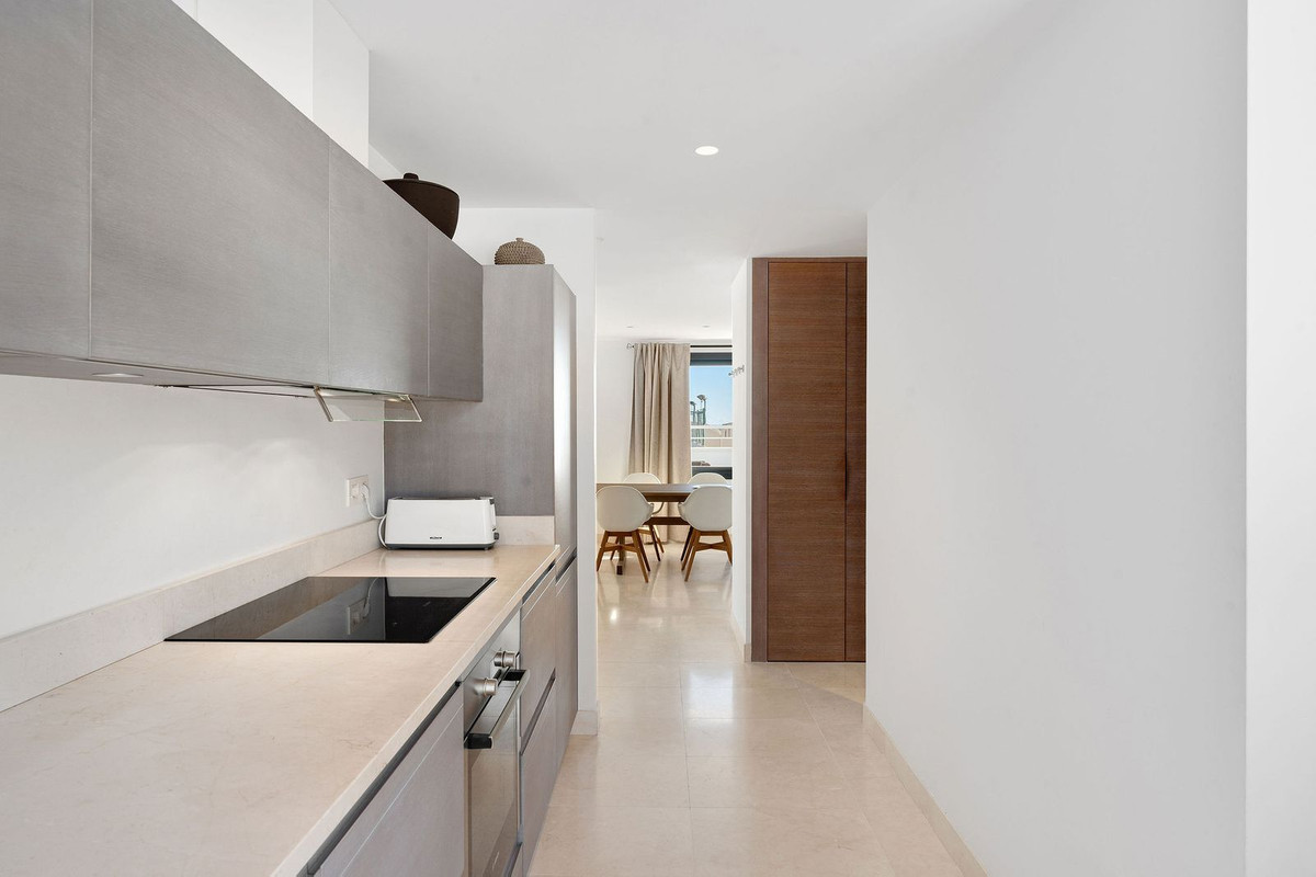 3 Bed Apartment for sale in Estepona Costa Del Sol, Málaga, Spain