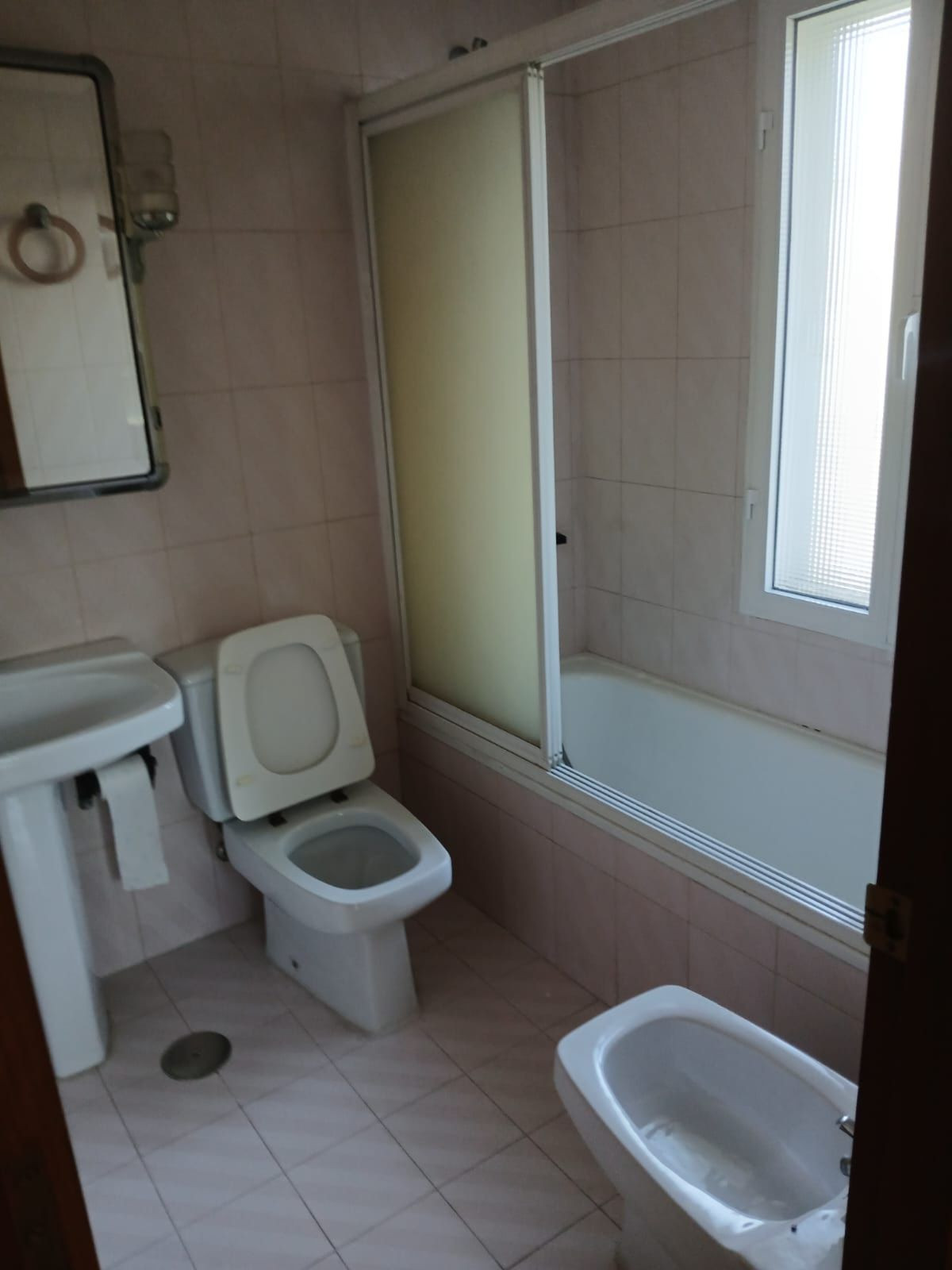 4 Bed Townhouse for sale in Pueblo Nuevo De Guadiaro Costa Del Sol, Cádiz, Spain