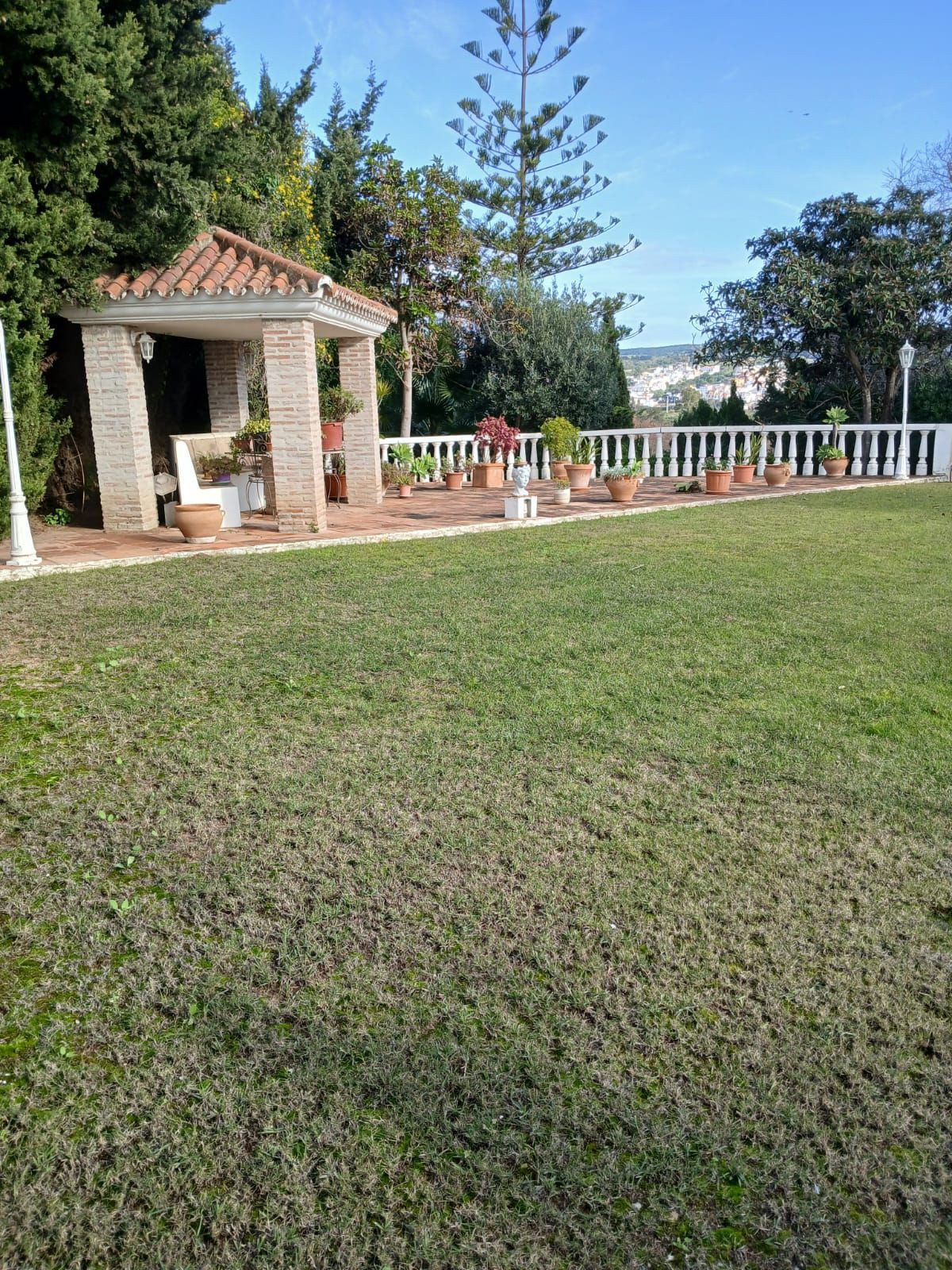 4 Bed Townhouse for sale in Pueblo Nuevo De Guadiaro Costa Del Sol, Cádiz, Spain
