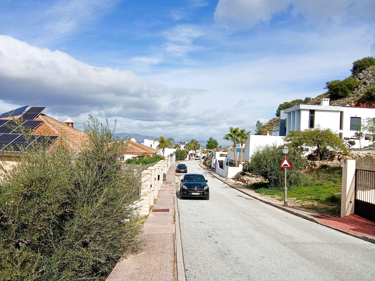 Se vende Terreno Urbano  en Costa Del Sol, Málaga, España