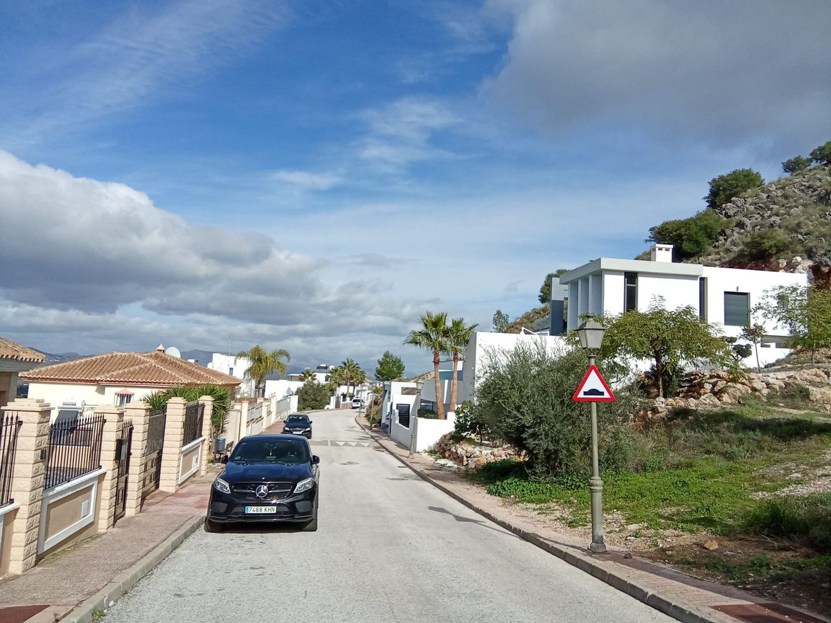 Se vende Terreno Urbano  en Costa Del Sol, Málaga, España