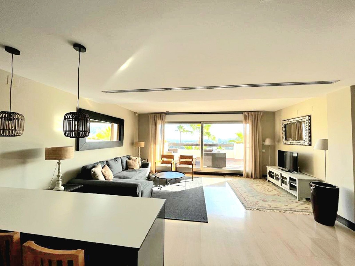 1 Bed Apartment for sale in Benahavís Costa Del Sol, Málaga, Spain