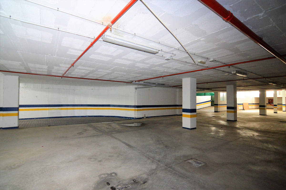 Commercial unit for sale in San Pedro De Alcántara Costa Del Sol, Málaga, Spain