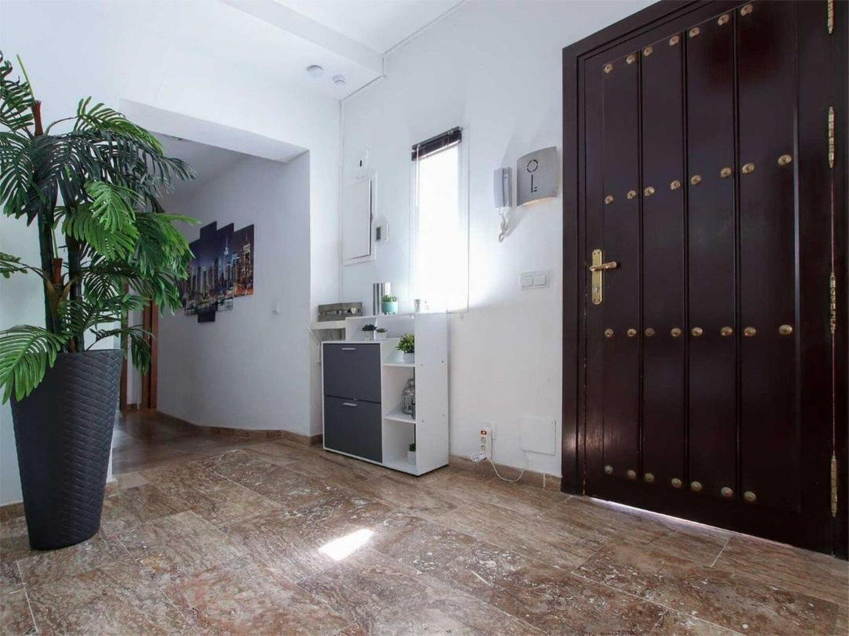 Se vende Villa - Chalet de 4 dormitorios en Costa Del Sol, Málaga, España