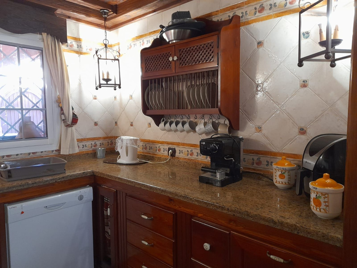 3 Bed Townhouse for sale in Las Lagunas Costa Del Sol, Málaga, Spain