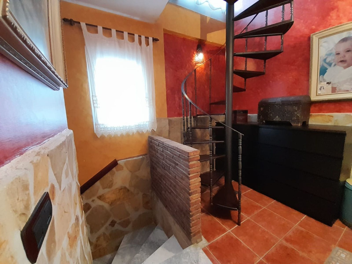 3 Bed Townhouse for sale in Las Lagunas Costa Del Sol, Málaga, Spain