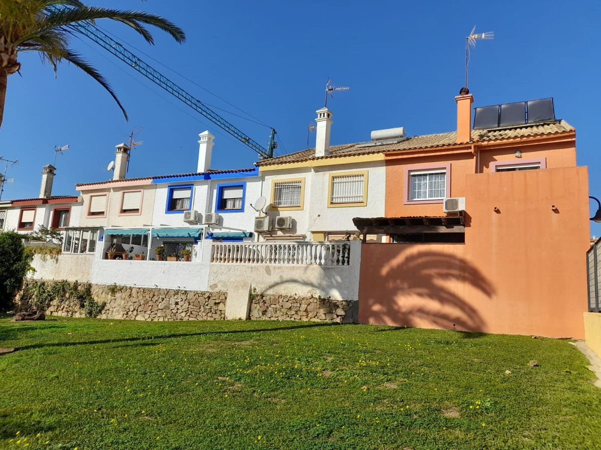 3 Bed Townhouse for sale in Las Lagunas Costa Del Sol, Málaga, Spain