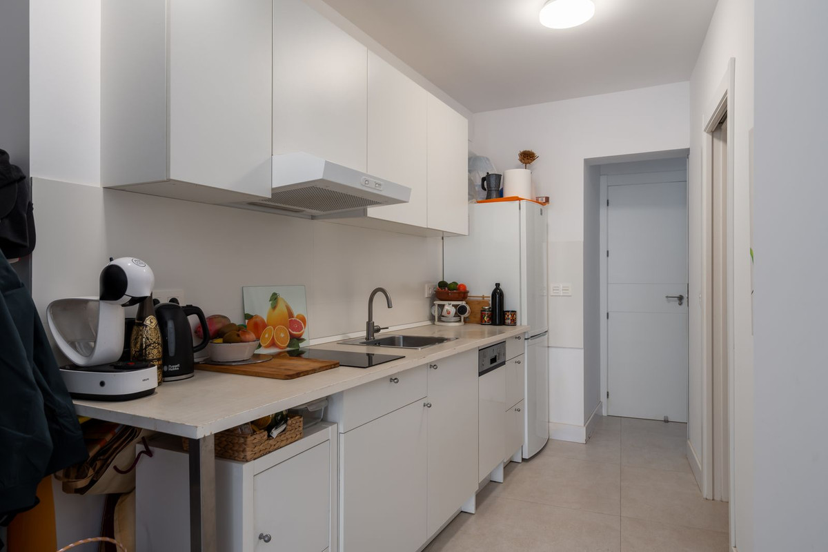2 Bed Townhouse for sale in Estepona Costa Del Sol, Málaga, Spain