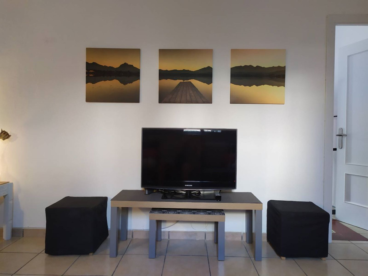 2 Bed Townhouse for sale in Estepona Costa Del Sol, Málaga, Spain
