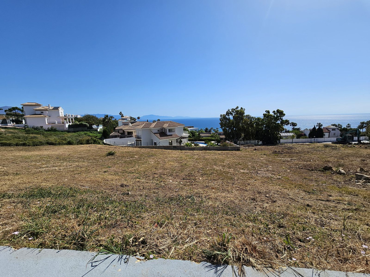 Se vende Terreno Urbano  en Costa Del Sol, Málaga, España