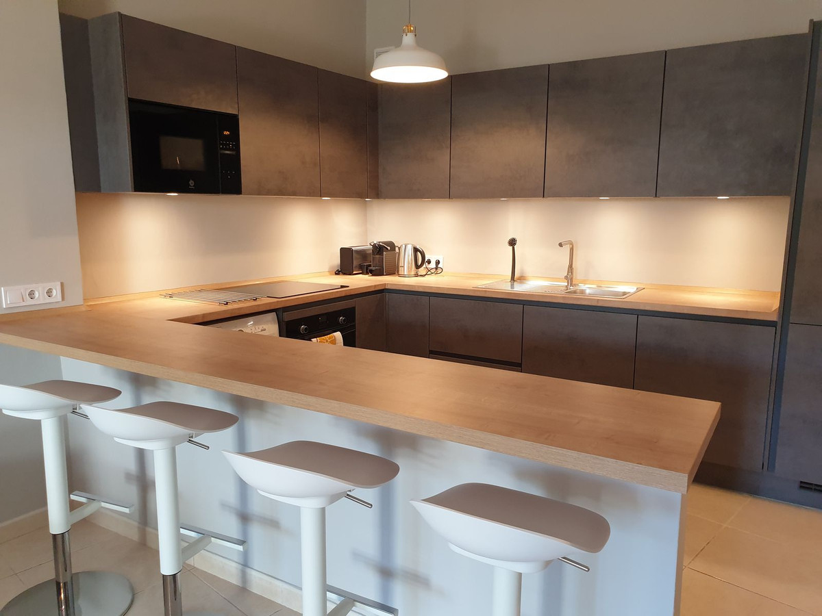 2 Bed Apartment for sale in Marbesa Costa Del Sol, Málaga, Spain