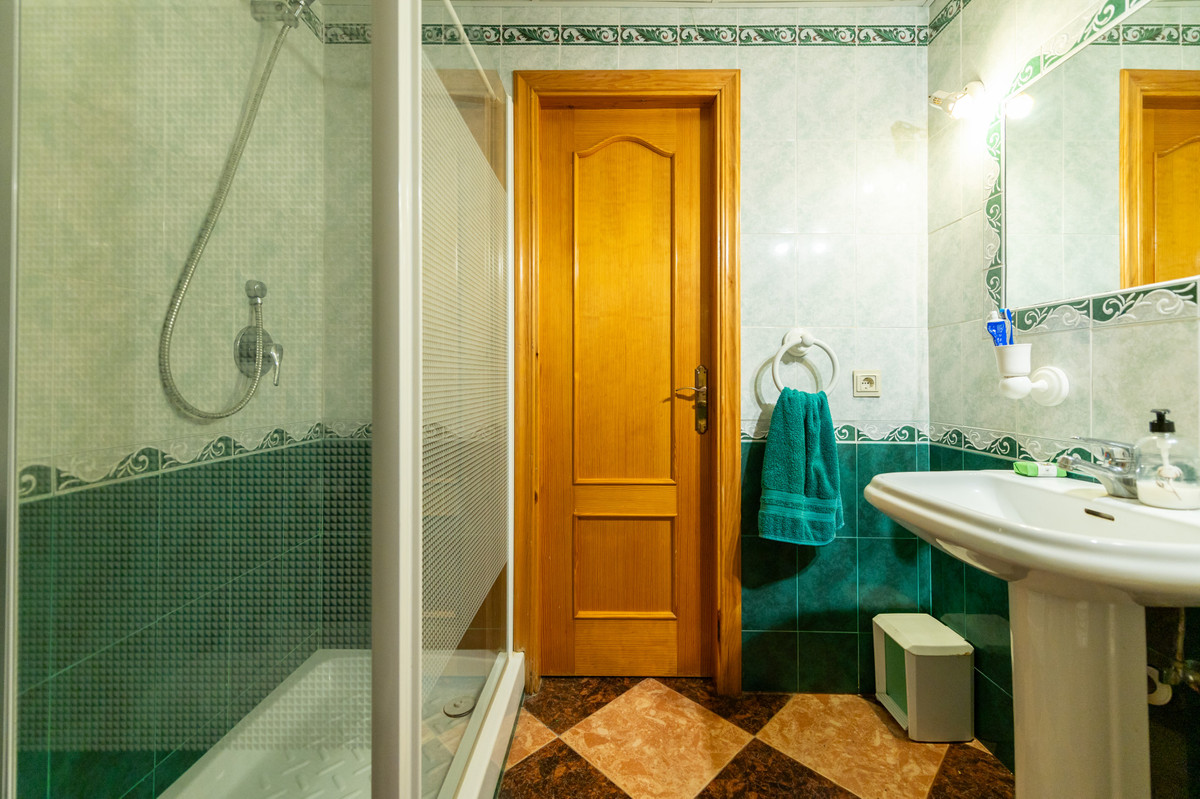 4 Bed Townhouse for sale in Las Chapas Costa Del Sol, Málaga, Spain