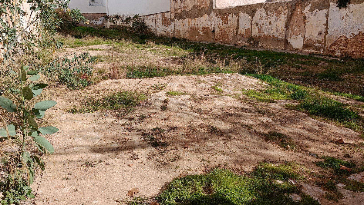 Se vende Terreno Urbano  en Costa Del Sol, Málaga, España