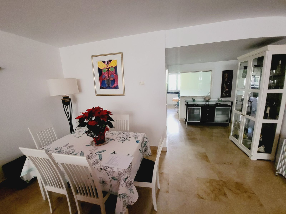 Se vende Apartamento Planta Baja de 2 dormitorios en Costa Del Sol, Málaga, España