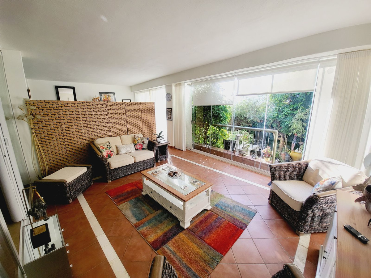Se vende Apartamento Planta Baja de 2 dormitorios en Costa Del Sol, Málaga, España