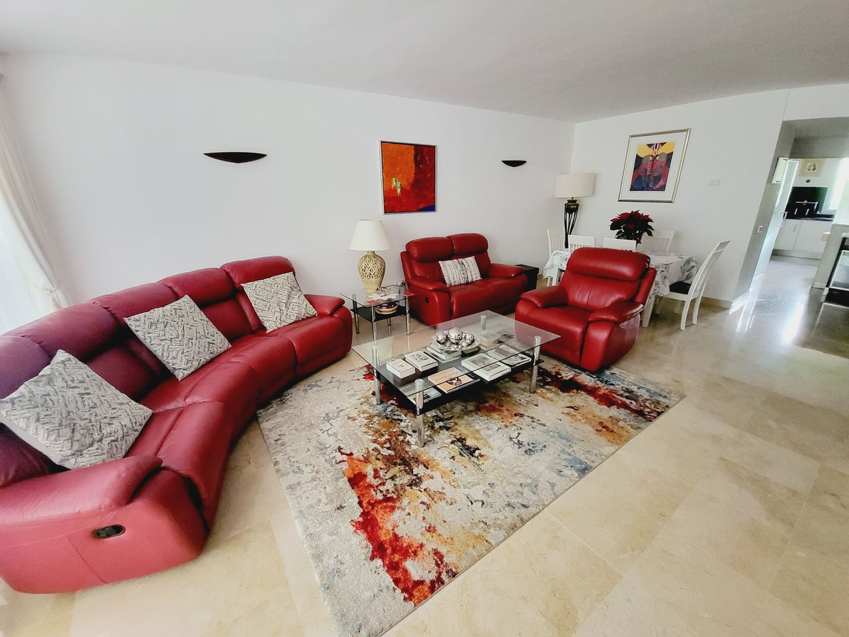 Se vende Apartamento Planta Baja de 2 dormitorios en Costa Del Sol, Málaga, España