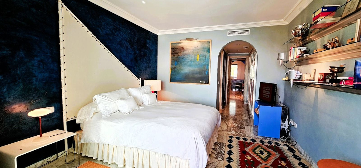 Se vende Apartamento Planta Media de 2 dormitorios en Costa Del Sol, Málaga, España