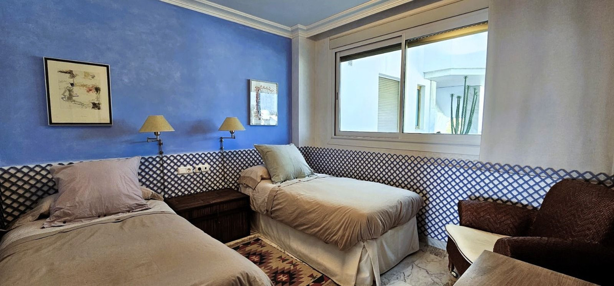 Se vende Apartamento Planta Media de 2 dormitorios en Costa Del Sol, Málaga, España