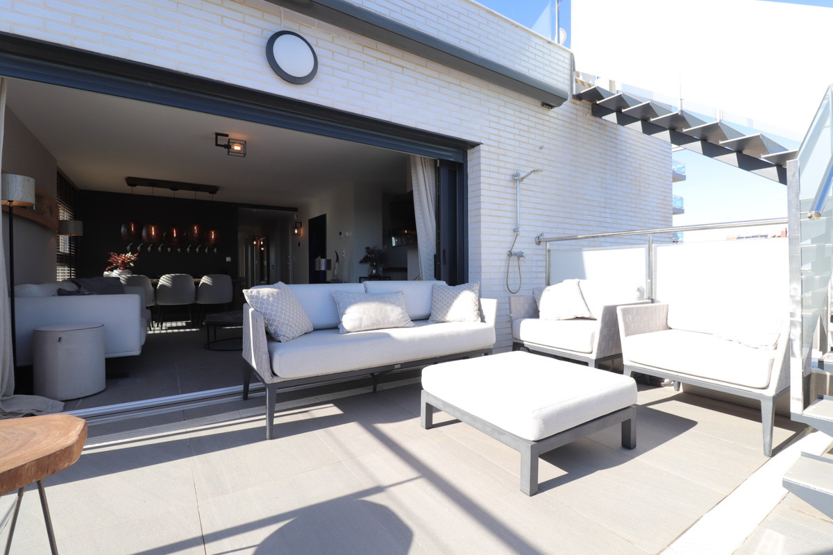 Se vende Apartamento Planta Baja de 3 dormitorios en Costa Blanca, Alicante, España