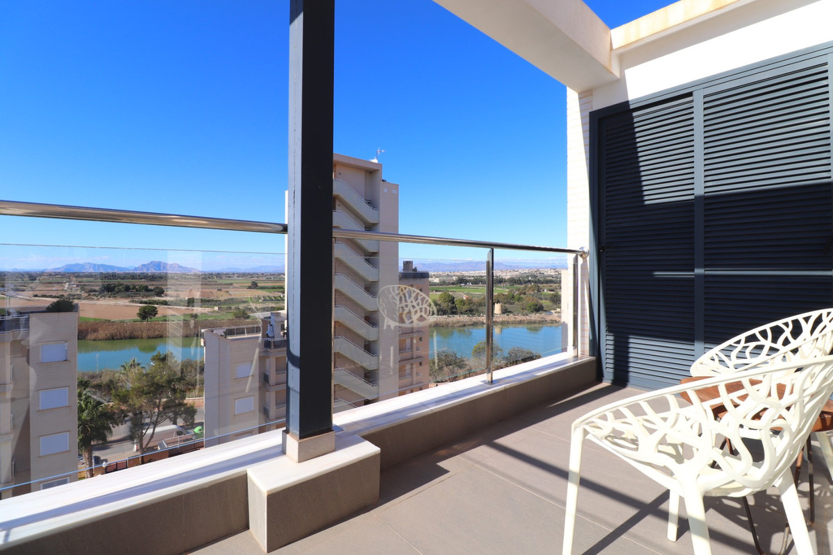 Se vende Apartamento Planta Baja de 3 dormitorios en Costa Blanca, Alicante, España