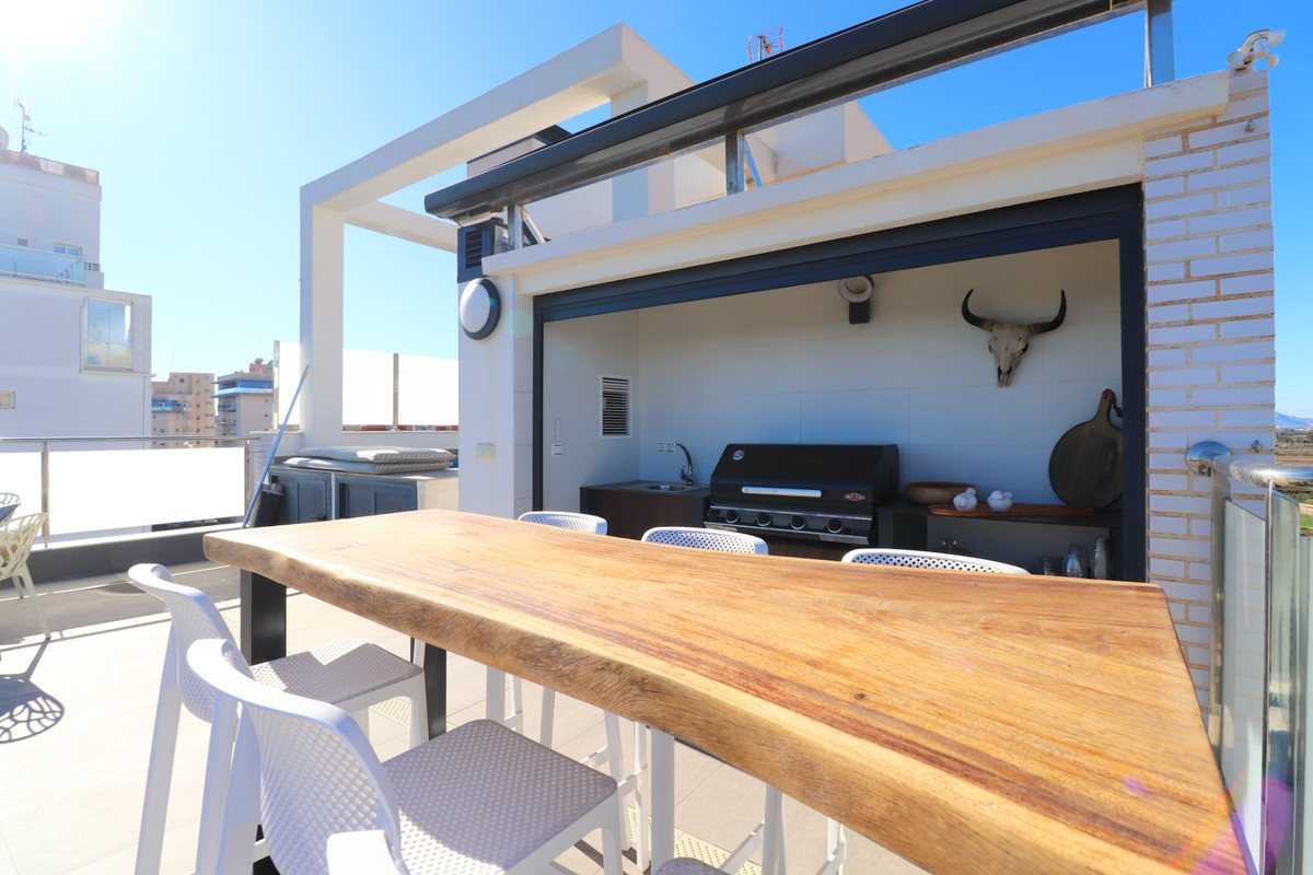 Se vende Apartamento Planta Baja de 3 dormitorios en Costa Blanca, Alicante, España