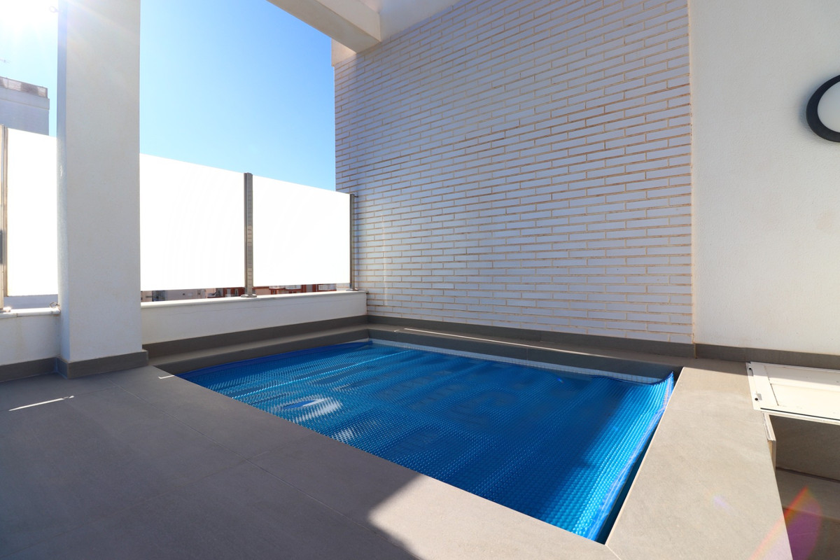 Se vende Apartamento Planta Baja de 3 dormitorios en Costa Blanca, Alicante, España