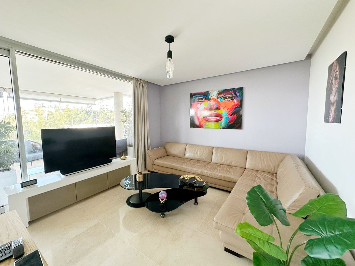 3 Bed Apartment for sale in Los Arqueros Costa Del Sol, Málaga, Spain