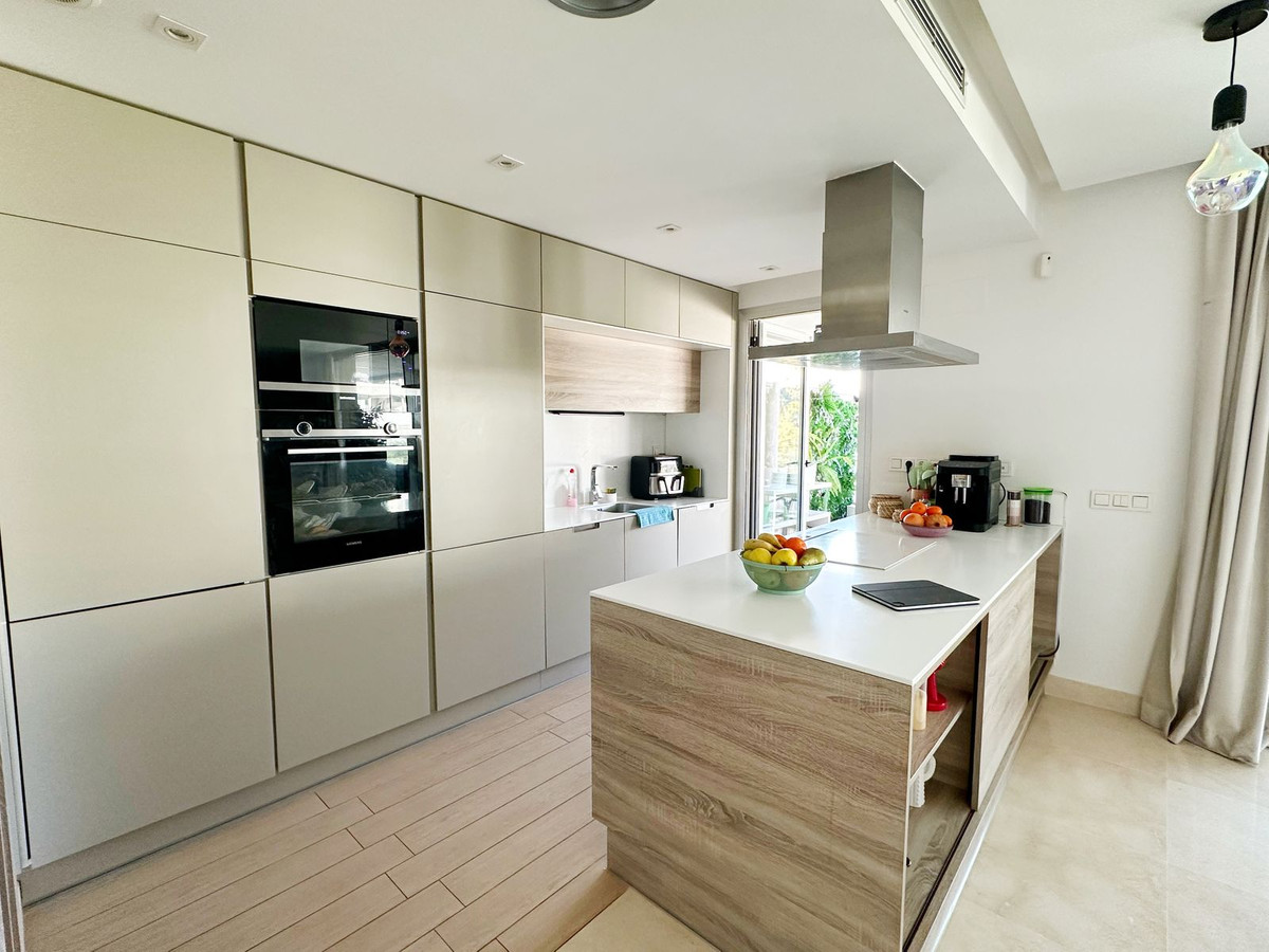 3 Bed Apartment for sale in Los Arqueros Costa Del Sol, Málaga, Spain