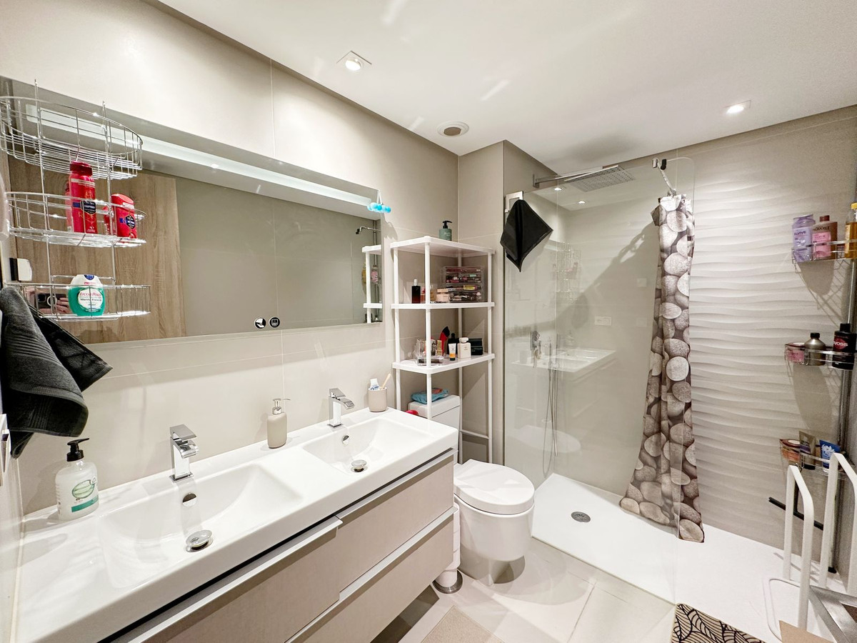 3 Bed Apartment for sale in Los Arqueros Costa Del Sol, Málaga, Spain