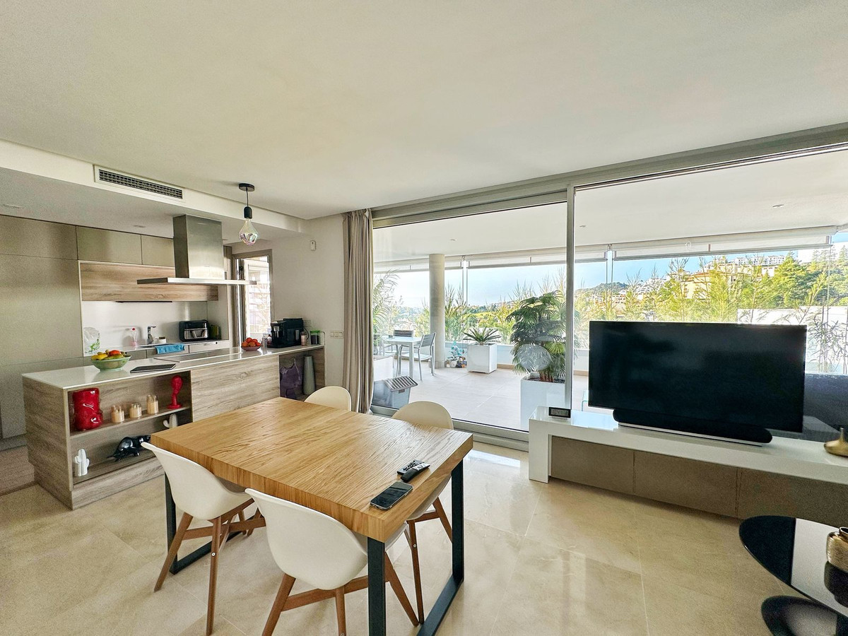3 Bed Apartment for sale in Los Arqueros Costa Del Sol, Málaga, Spain