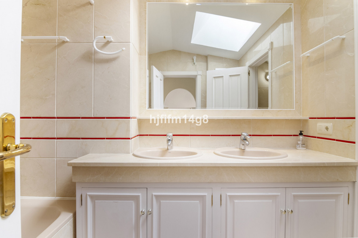 Se vende Ático Dúplex de 3 dormitorios en Costa Del Sol, Málaga, España