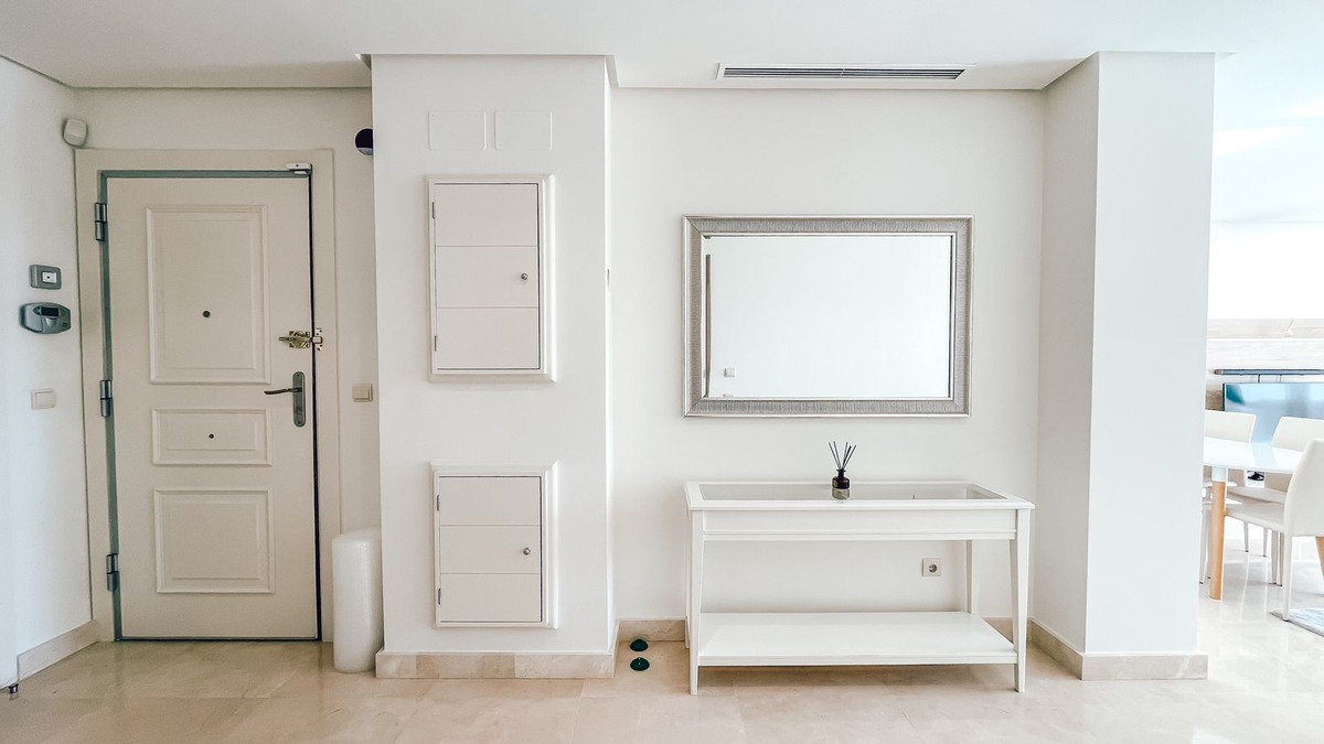 2 Bed Apartment for sale in Marbella Costa Del Sol, Málaga, Spain