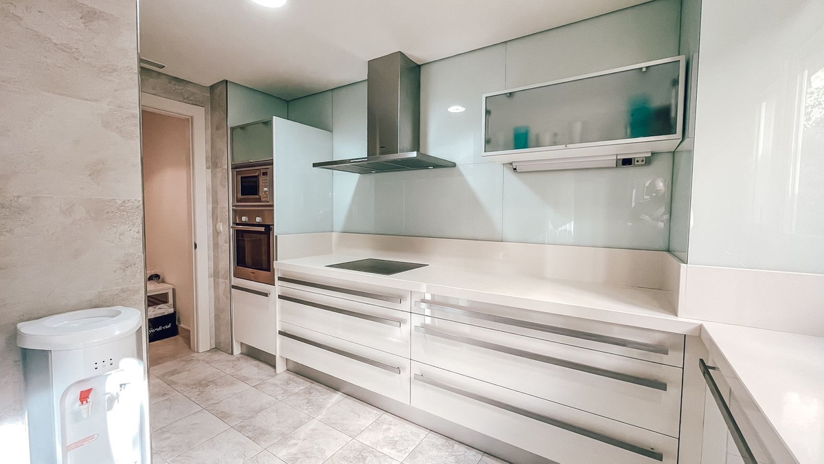 2 Bed Apartment for sale in Marbella Costa Del Sol, Málaga, Spain