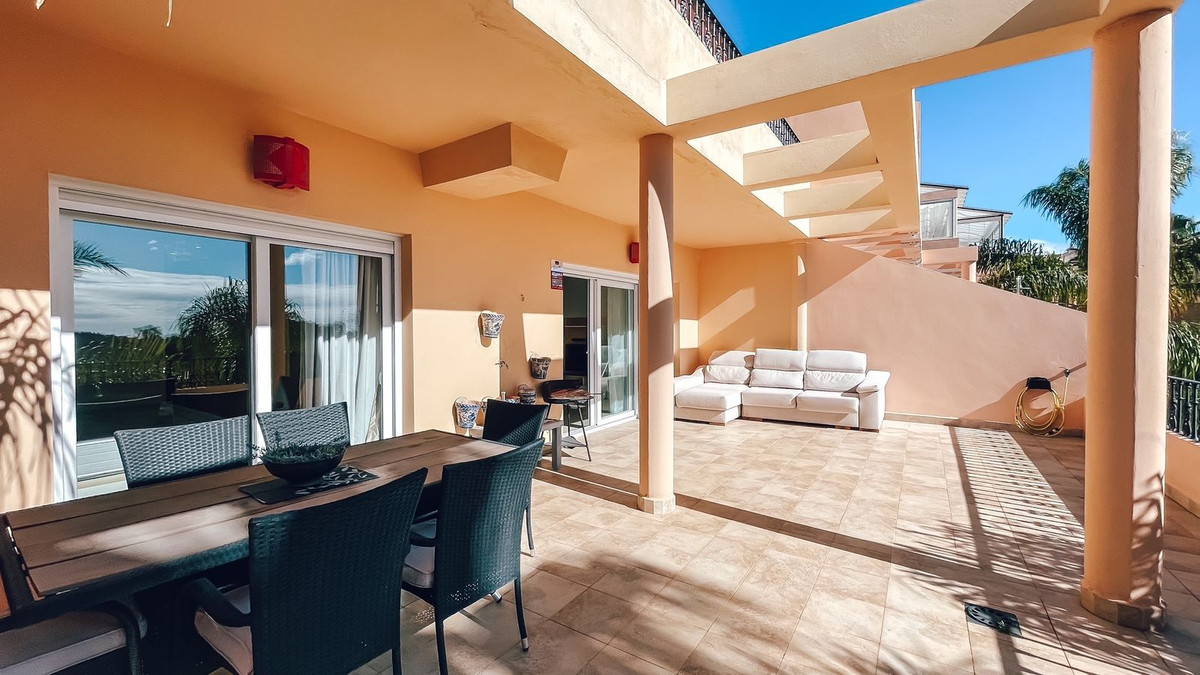 2 Bed Apartment for sale in Marbella Costa Del Sol, Málaga, Spain