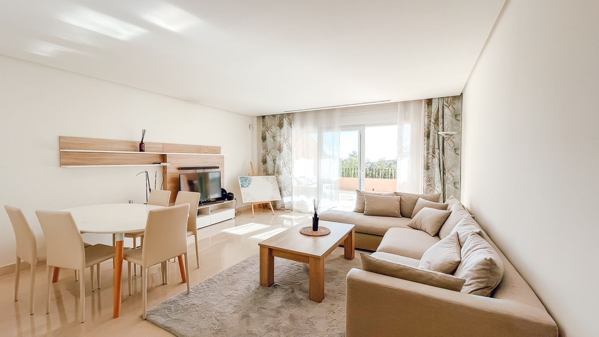 2 Bed Apartment for sale in Marbella Costa Del Sol, Málaga, Spain