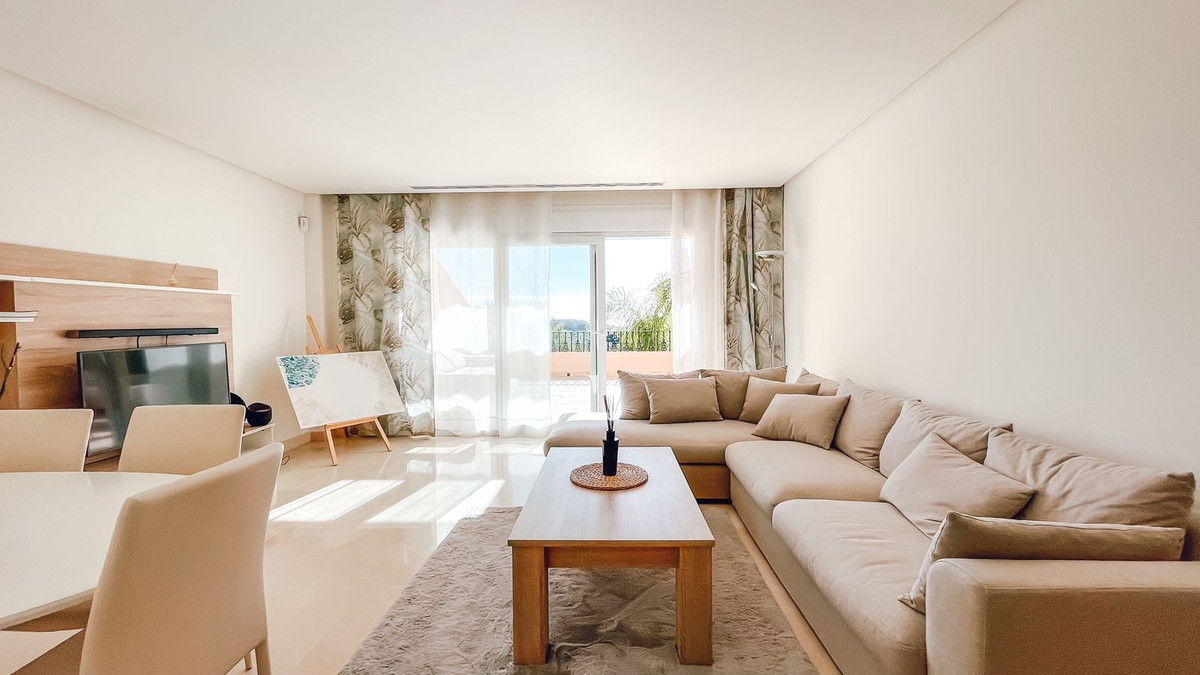 2 Bed Apartment for sale in Marbella Costa Del Sol, Málaga, Spain