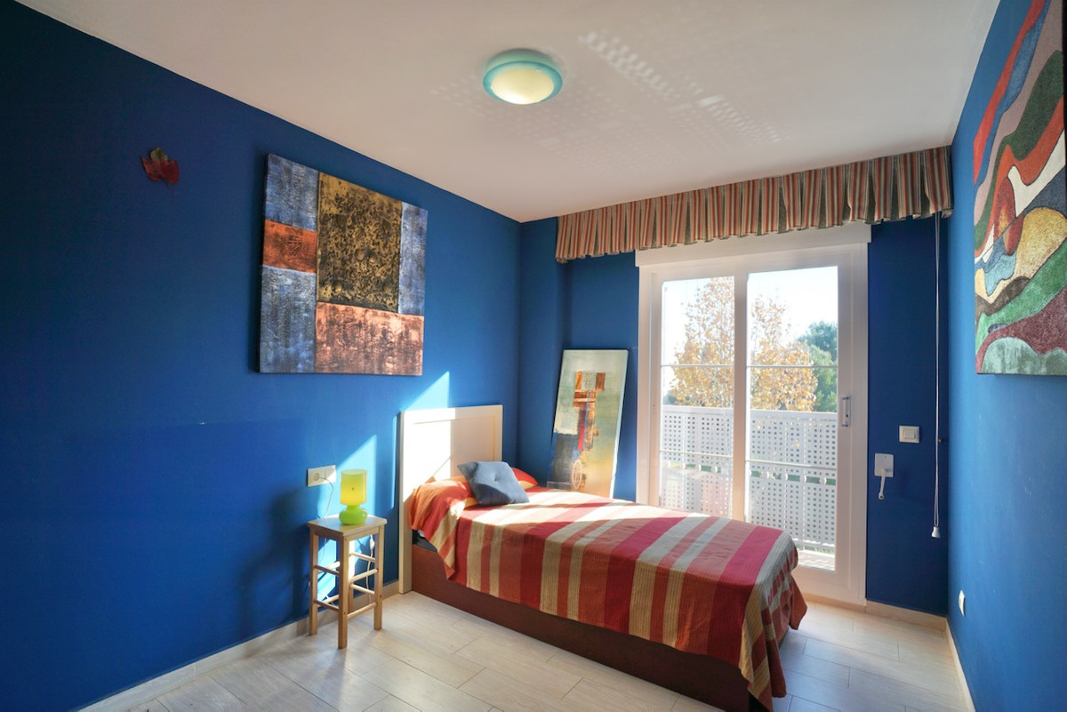 3 Bed Apartment for sale in El Arenal Costa Blanca, Alicante, Spain