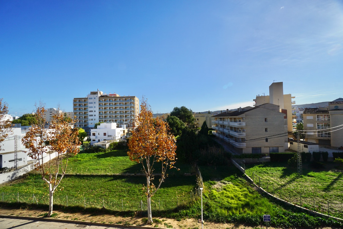 3 Bed Apartment for sale in El Arenal Costa Blanca, Alicante, Spain