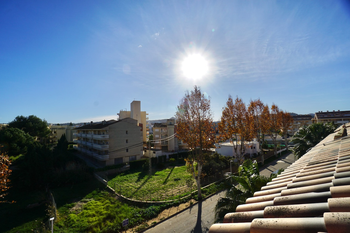 3 Bed Apartment for sale in El Arenal Costa Blanca, Alicante, Spain
