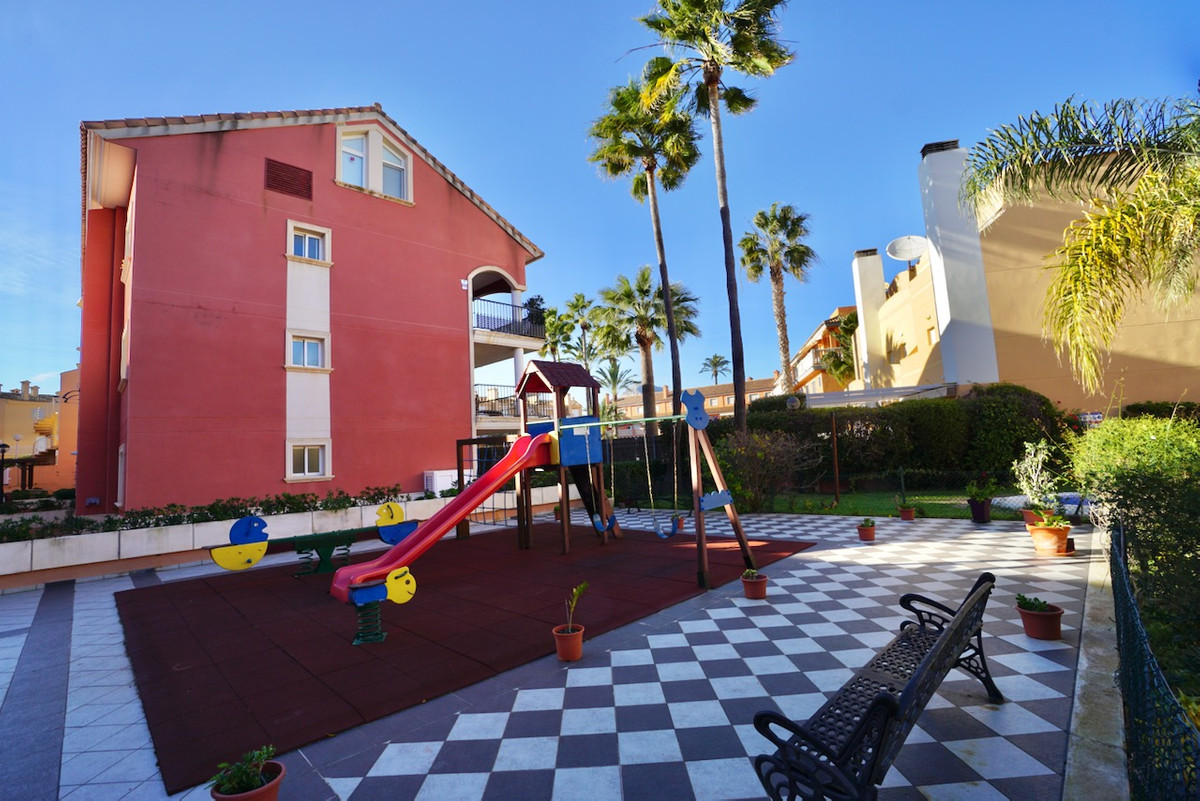 3 Bed Apartment for sale in El Arenal Costa Blanca, Alicante, Spain