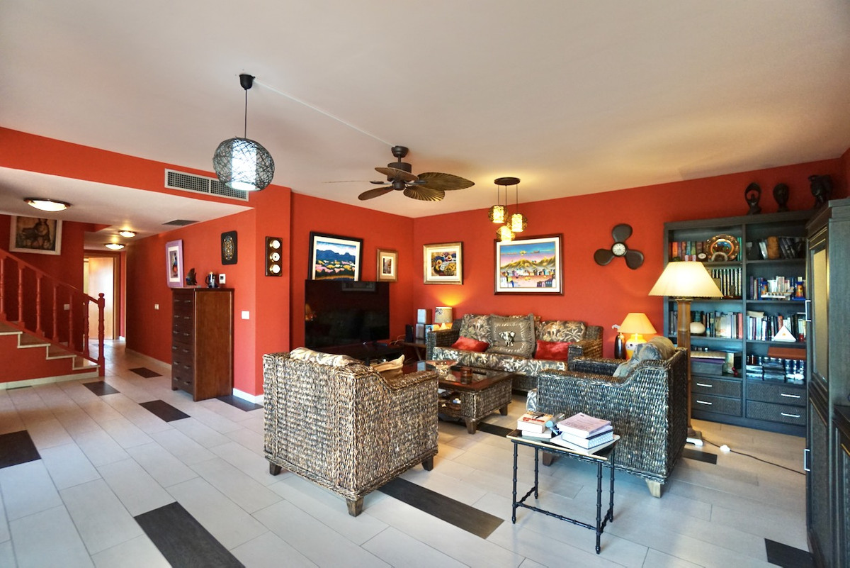 3 Bed Apartment for sale in El Arenal Costa Blanca, Alicante, Spain