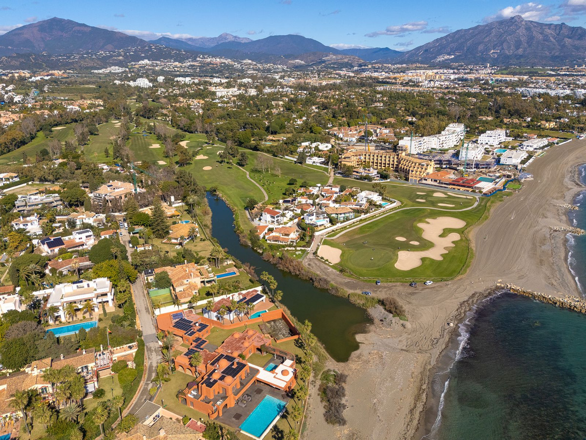 4 Bed Townhouse for sale in Guadalmina Baja Costa Del Sol, Málaga, Spain