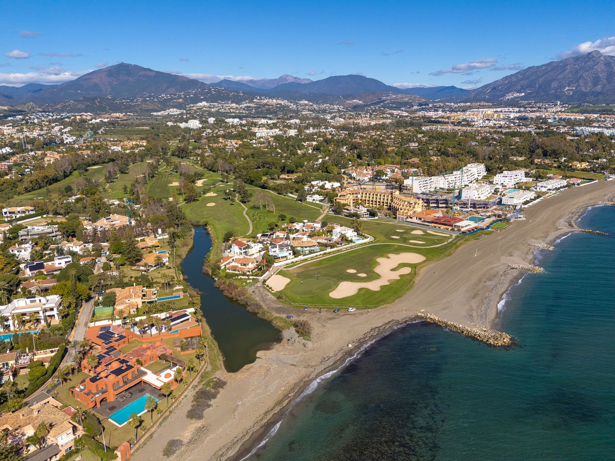 4 Bed Townhouse for sale in Guadalmina Baja Costa Del Sol, Málaga, Spain